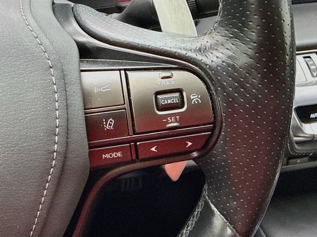 Used 2019 Lexus LC 500 Coupe w/ Carbon Fiber Package RWD image 12