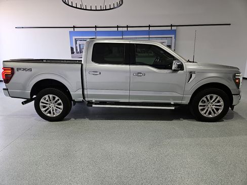 Used 2024 Ford F150 Lariat w/ FX4 Off-Road Package AWD/4WD image 9