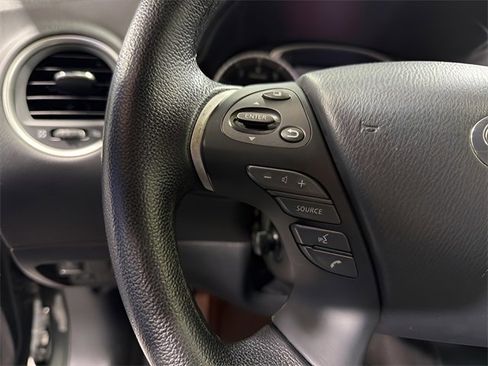 Used 2013 INFINITI JX35 FWD w/ Premium Pkg image 16