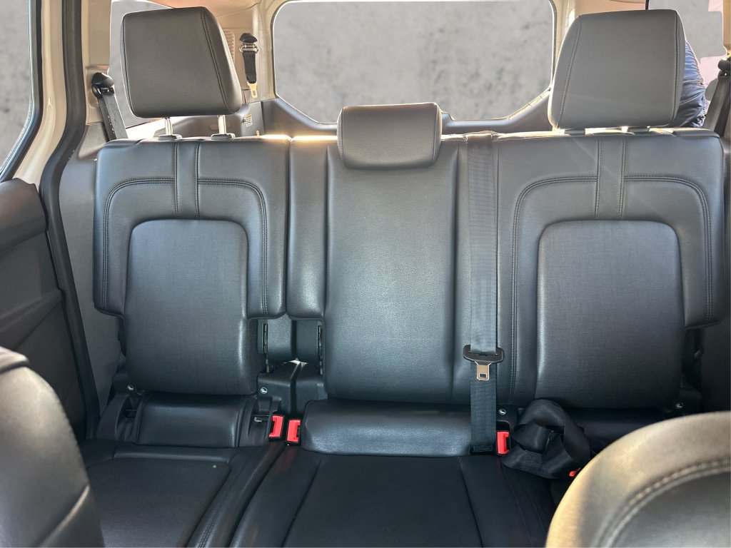 Used 2022 Ford Transit Connect XL FWD image 24