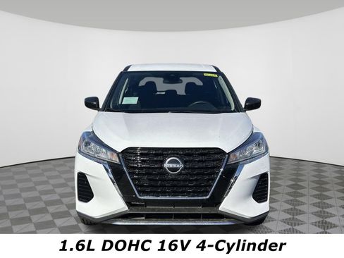 Certified 2025 Nissan Kicks Play S FWD image 12