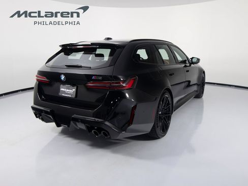 Used 2026 BMW M5 Touring AWD/4WD image 5
