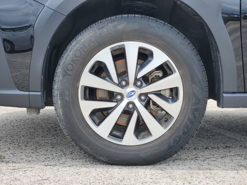 Certified 2024 Subaru Outback Premium AWD/4WD image 8