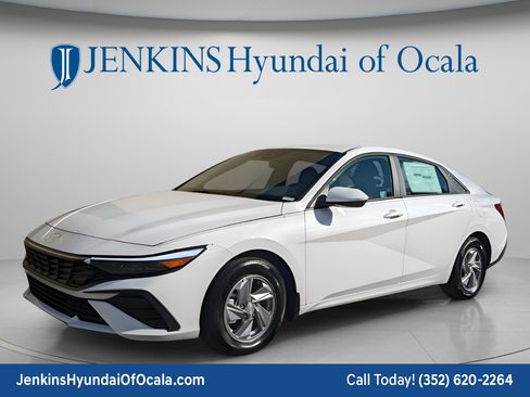 New 2026 Hyundai Elantra SE FWD image 7