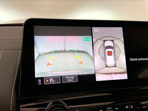 Used 2023 INFINITI QX80 Premium Select w/ Cargo Package image 17