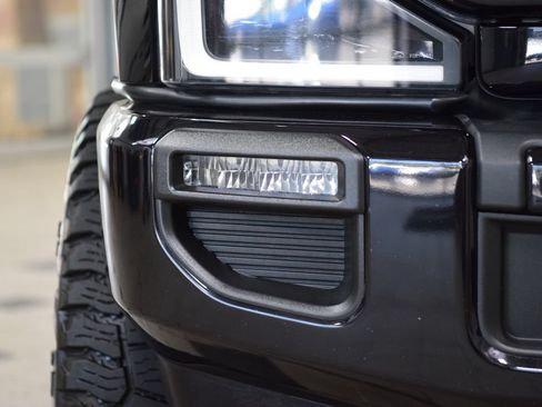 Used 2022 Ford F350 Lariat w/ Black Appearance Package AWD/4WD image 13