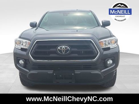Used 2021 Toyota Tacoma SR5 RWD image 2