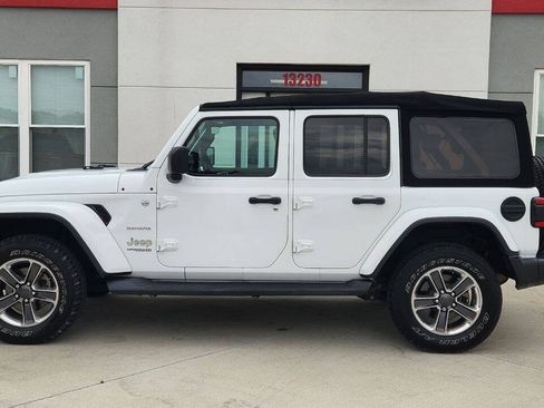 Used 2020 Jeep Wrangler Unlimited Sahara AWD/4WD image 3