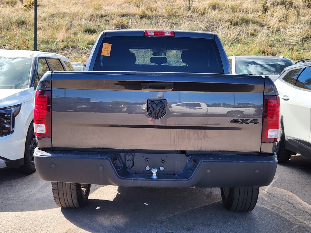 Used 2024 RAM 1500 Warlock AWD/4WD image 3