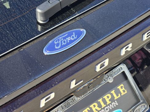 New 2026 Ford Explorer Active w/ Active Comfort Package RWD image 12