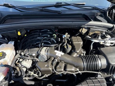 Used 2023 Jeep Grand Cherokee Limited AWD/4WD image 43