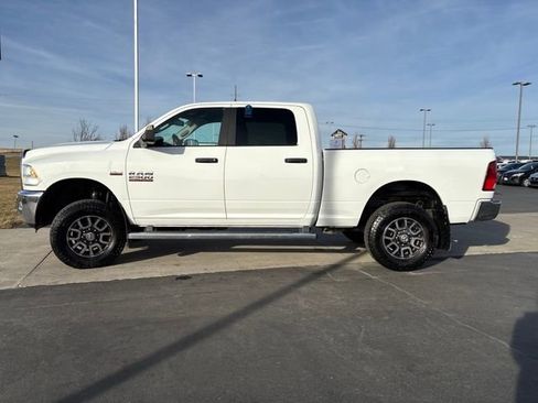 Used 2017 RAM 2500 SLT w/ Comfort Group image 6
