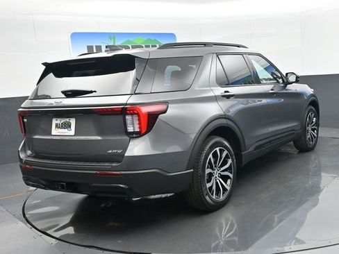 New 2026 Ford Explorer ST-Line image 5