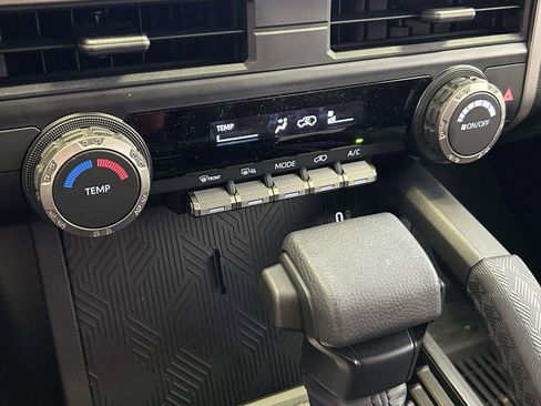 Used 2026 Toyota 4Runner SR5 AWD/4WD image 24