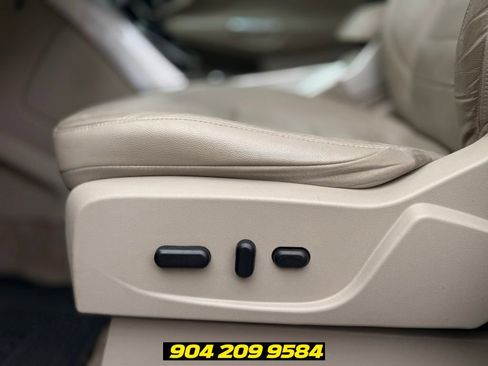 Used 2013 Ford Escape SEL FWD image 17