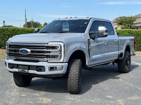 Used 2026 Ford F250 Platinum w/ Platinum Plus Package AWD/4WD image 6
