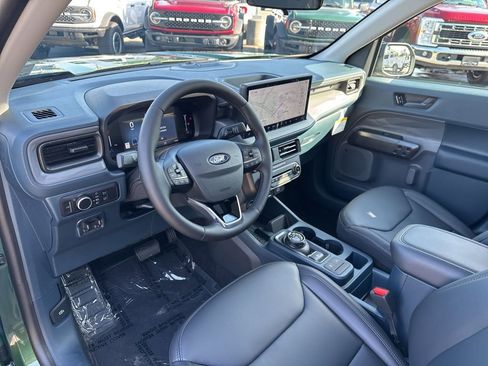 New 2025 Ford Maverick Lariat w/ Black Appearance Package image 13