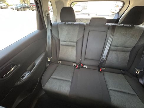 Used 2025 Nissan Rogue SV FWD image 41