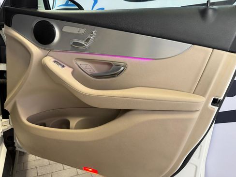 Used 2020 Mercedes-Benz GLC 300 4MATIC Coupe image 27