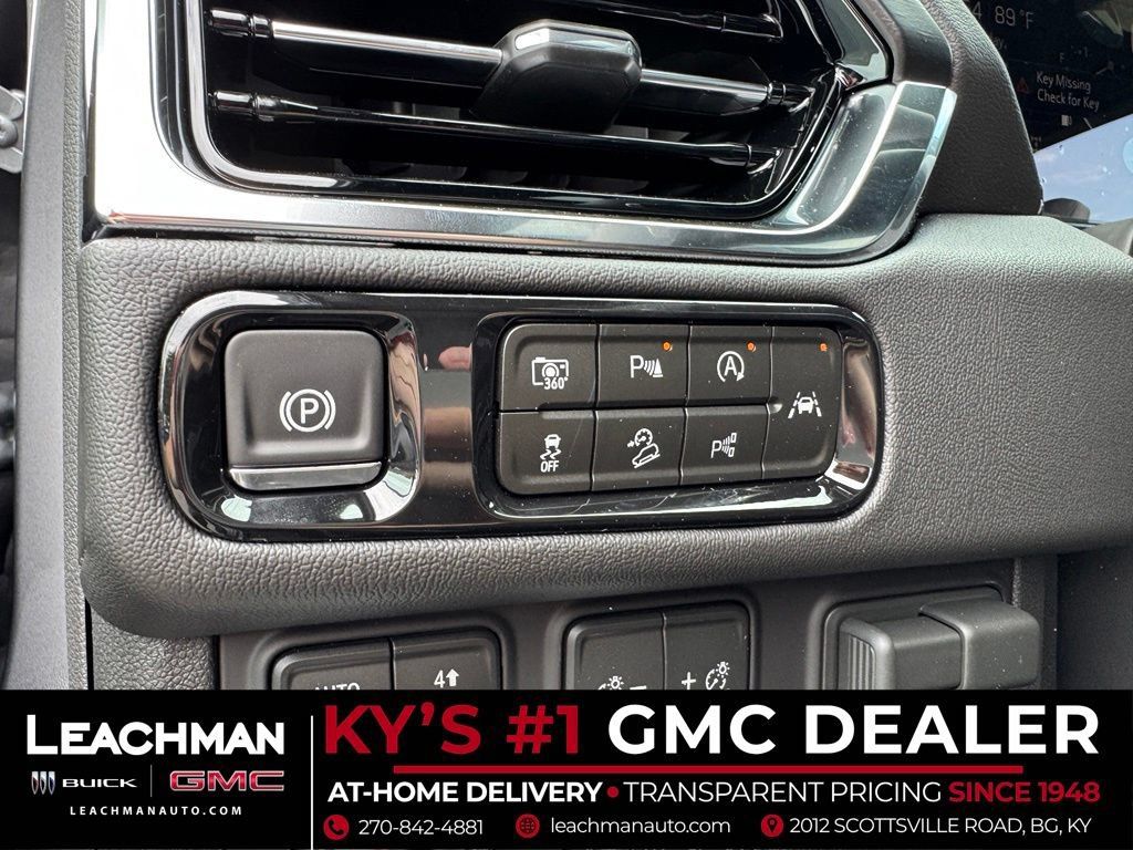 New 2026 GMC Yukon Denali w/ Denali Reserve Package AWD/4WD image 14