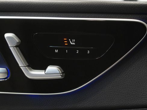 Certified 2022 Mercedes-Benz C 300 4MATIC Sedan image 28