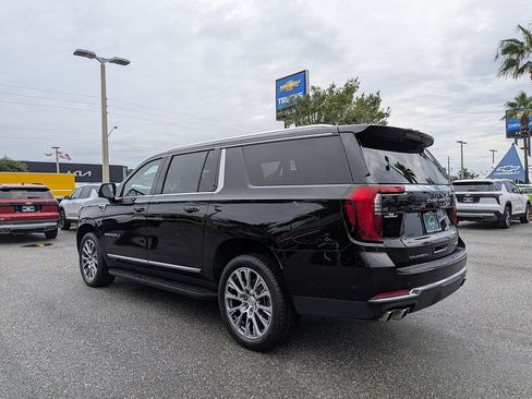 Certified 2025 GMC Yukon XL Denali AWD/4WD image 5