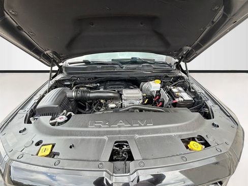 Used 2021 RAM 1500 Big Horn RWD image 29