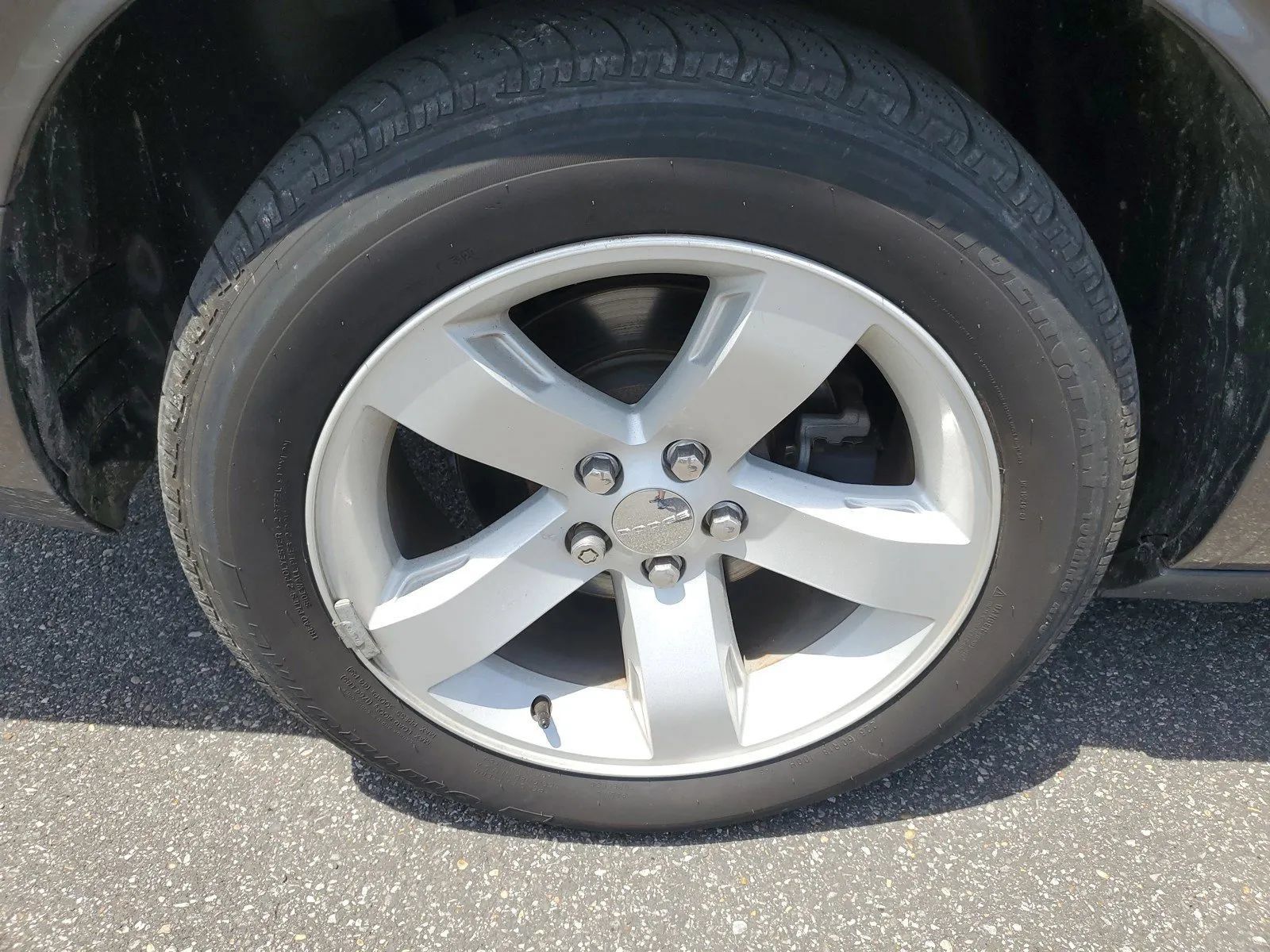Used 2014 Dodge Challenger R/T RWD image 6