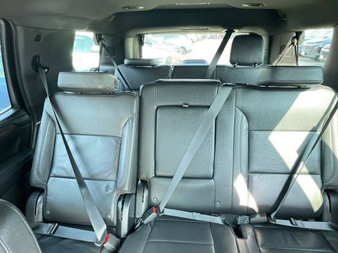 Used 2023 Chevrolet Tahoe LT w/ Luxury Package image 42