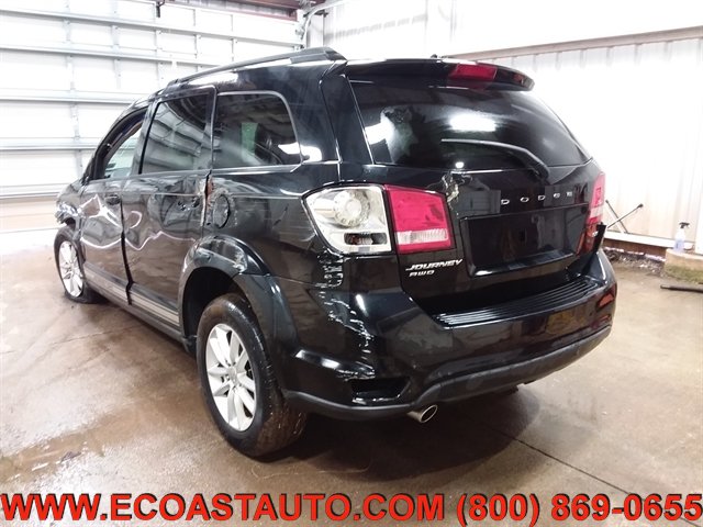 Used 2016 Dodge Journey SXT w/ Comfort/Convenience Group AWD/4WD image 2