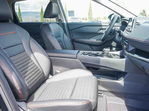 New 2026 Nissan Rogue SV image 17