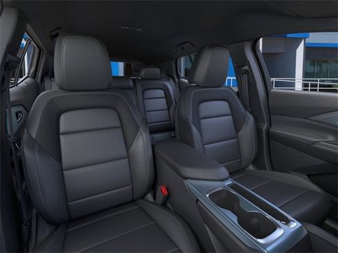 New 2026 Chevrolet Equinox EV LT image 16