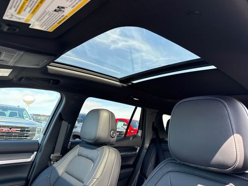 New 2026 GMC Terrain Elevation w/ Elevation Premium Package AWD/4WD image 29