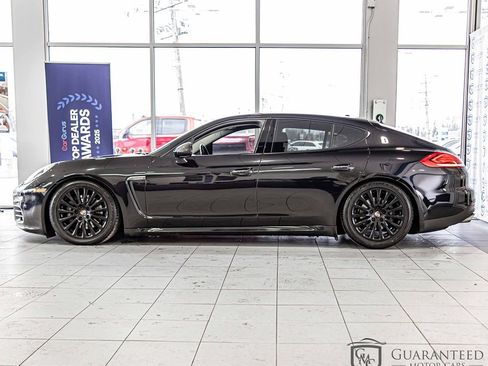 Used 2015 Porsche Panamera 4 image 6