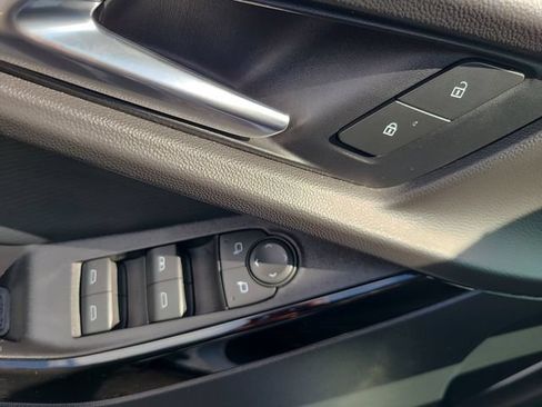 New 2026 Chevrolet Equinox LT w/ Safety and Technology Package FWD image 19