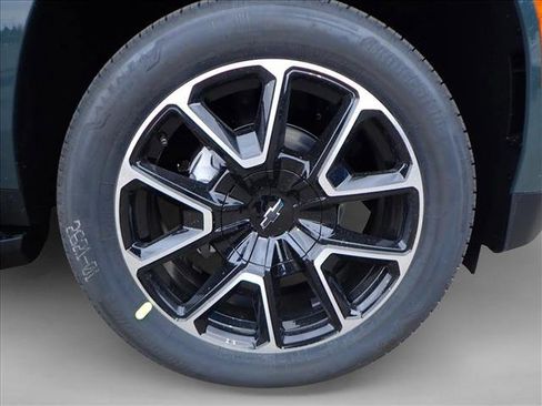 New 2026 Chevrolet Tahoe RST w/ RST Capability Package image 7