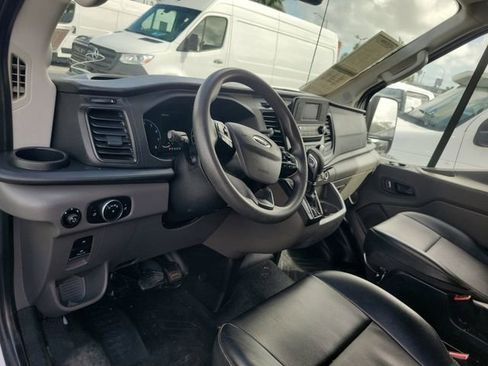 Used 2023 Ford Transit 250 Medium Roof image 18