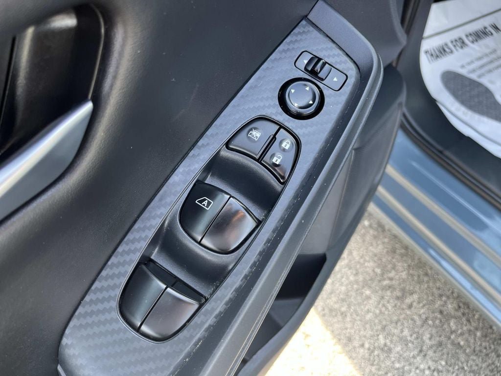 Used 2025 Nissan Sentra SV FWD image 22