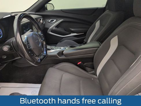 Used 2018 Chevrolet Camaro LT image 5