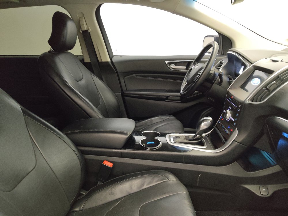 Used 2017 Ford Edge Titanium w/ Equipment Group 301A AWD/4WD image 21