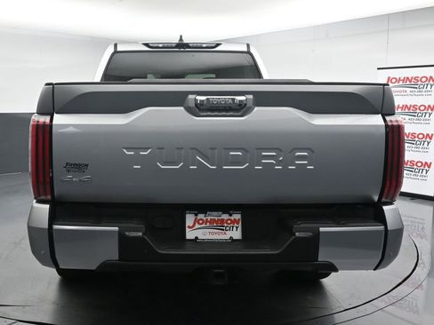 Used 2024 Toyota Tundra Limited AWD/4WD image 8