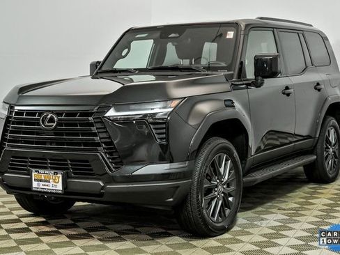 Used 2024 Lexus GX 550 w/ Cold Area Package image 4