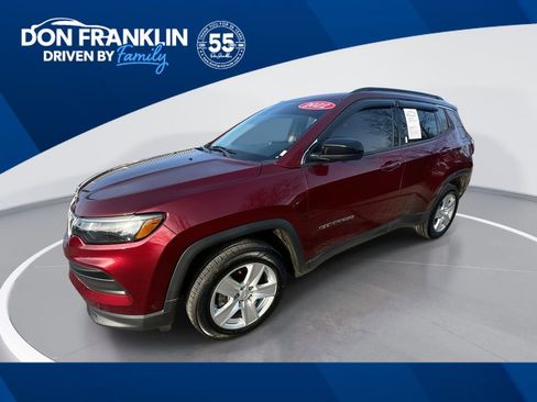 Used 2022 Jeep Compass Latitude w/ Sun and Sound Group image 1