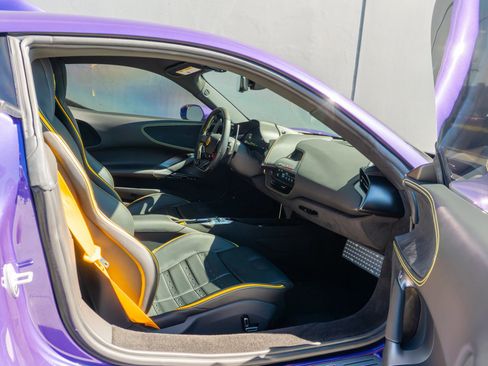 Used 2022 Ferrari SF90 Stradale image 51