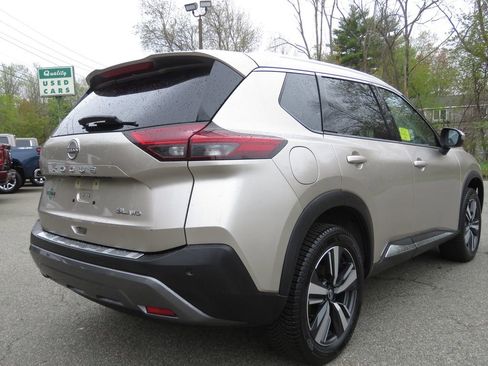 Used 2023 Nissan Rogue SL AWD/4WD image 5