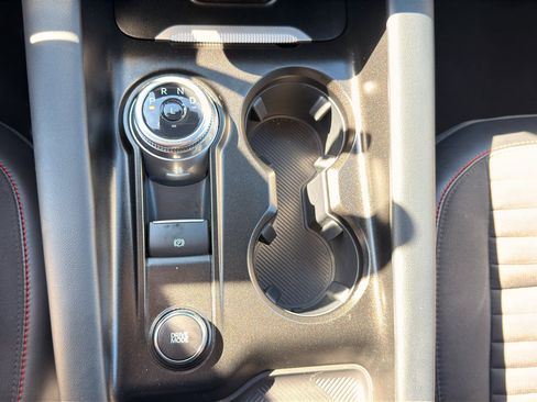 Used 2025 Ford Explorer ST-Line AWD/4WD image 25