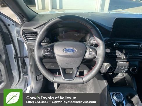 Used 2025 Ford Escape ST-Line Select image 13