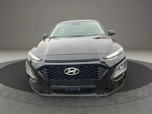 Used 2021 Hyundai Kona SE AWD/4WD image 2