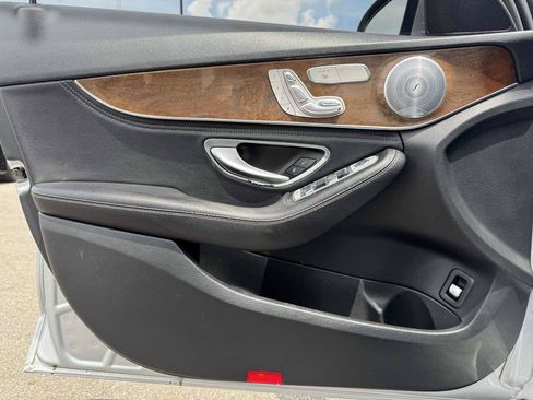 Used 2016 Mercedes-Benz C 300 4MATIC Sedan image 24
