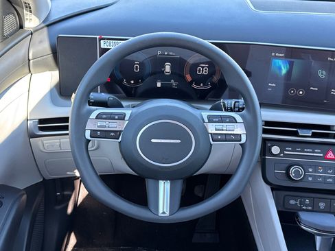 New 2026 Hyundai Tucson SE image 23